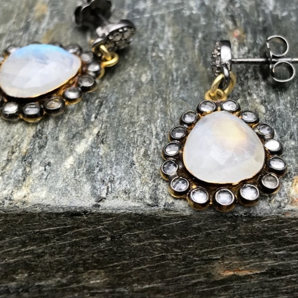 Diamonds moonstones and topaz earrings - Picture 6 of 6